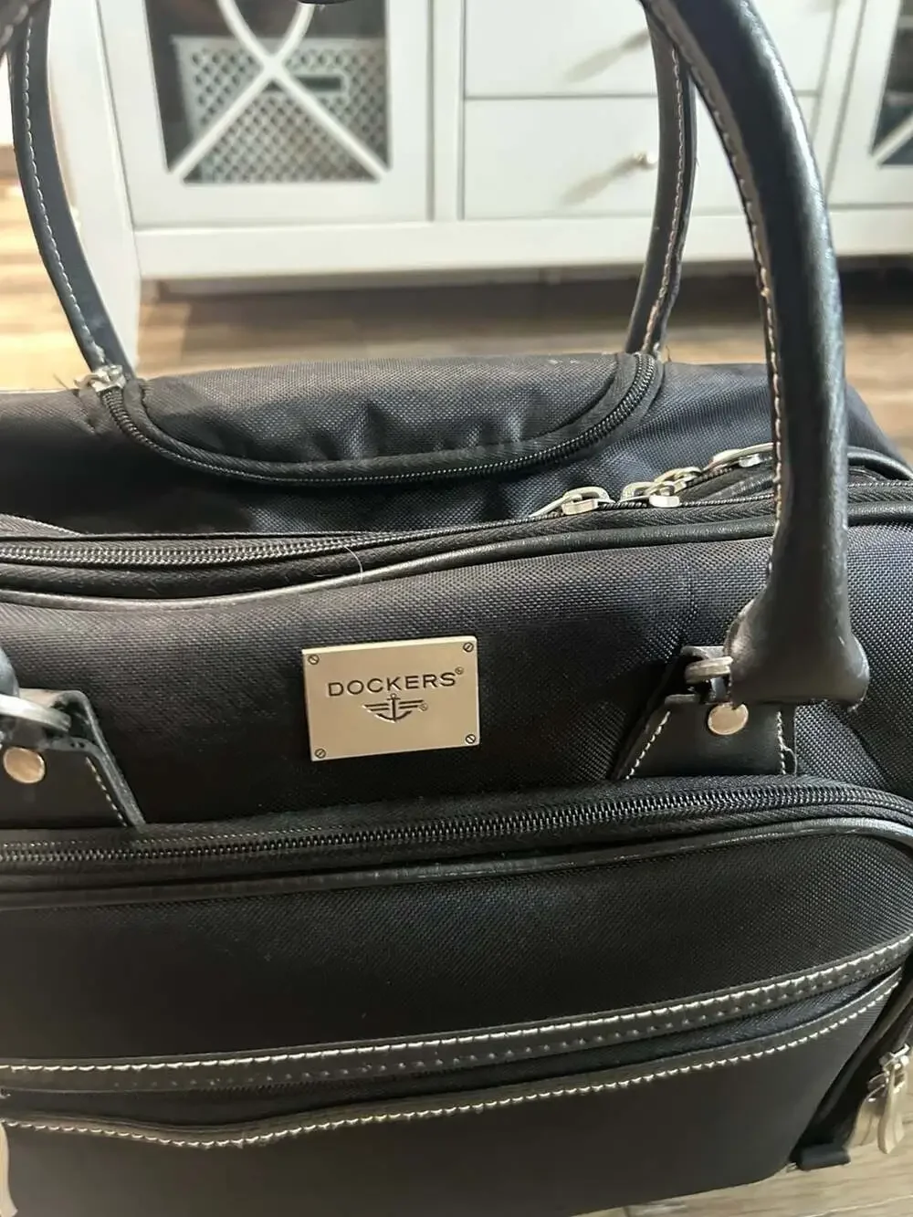 Dockers rolling laptop